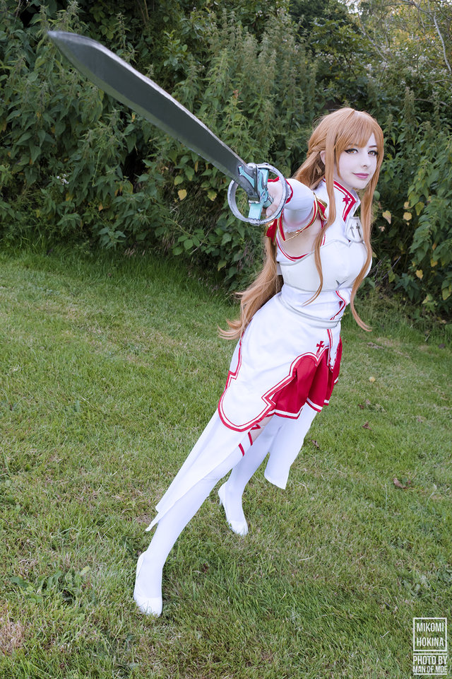 Este cosplay de Asuna de Sword Art Online es genial