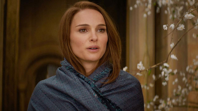 Natalie Portman como Jane Foster