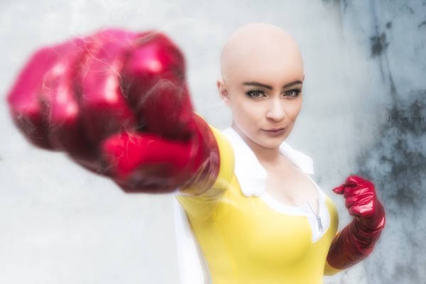 One-Punch Man: Mujer se rapa para cosplay de Saitama y es mejor de lo que pensábamos
