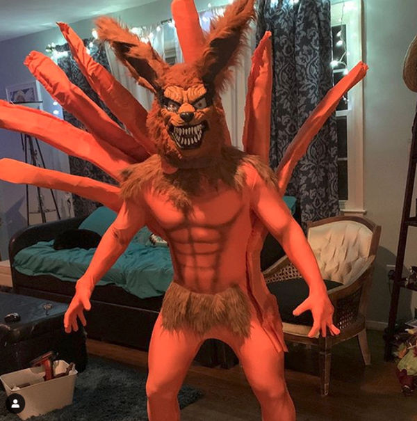 Este cosplay de Kurama de Naruto es espectacular