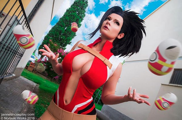 Así se ve Momo Yaoyorozu de My Hero Academia usando su poder en la realidad