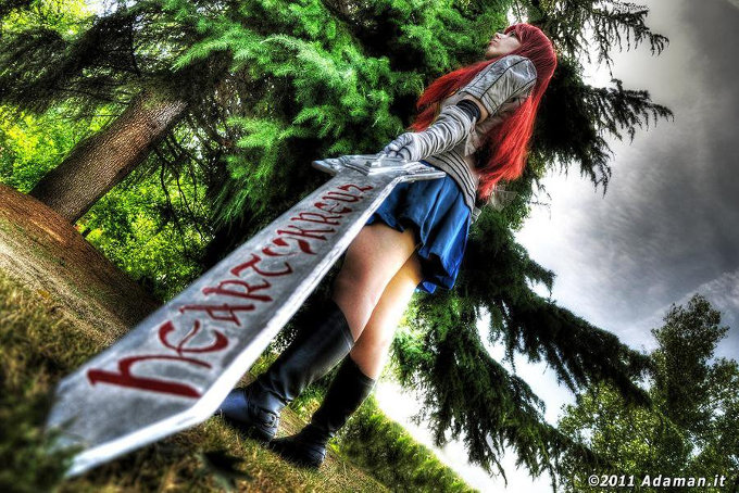 Fairy Tail: Este cosplay de Erza Scarlet se ve genial