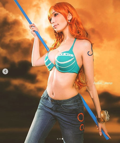 Este cosplay de Nami de One Piece es ideal para live-action