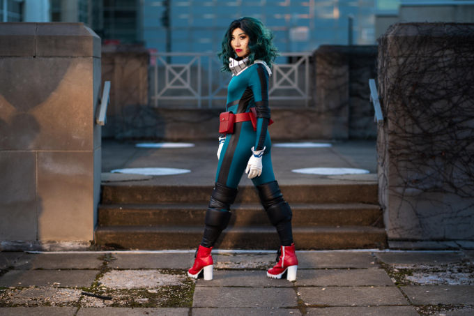 Deku de My Hero Academia cambia de sexo de nuevo con el cosplay