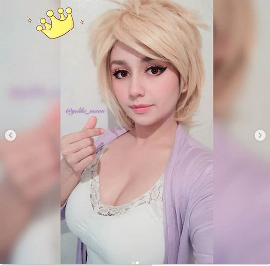 A este cosplay de la mamá de Bakugo en My Hero Academia le falta algo