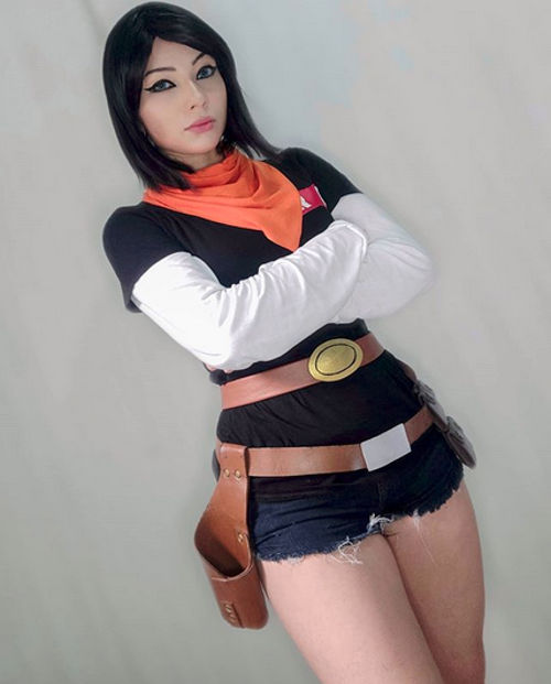 Androides No. 17 y 18 de Dragon Ball Z consiguen cosplay doble