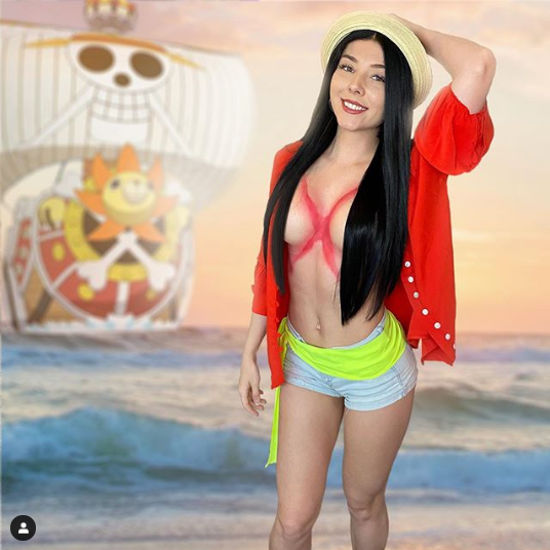 Luffy de One Piece consigue su 'Sexy no Jutsu' de Naruto