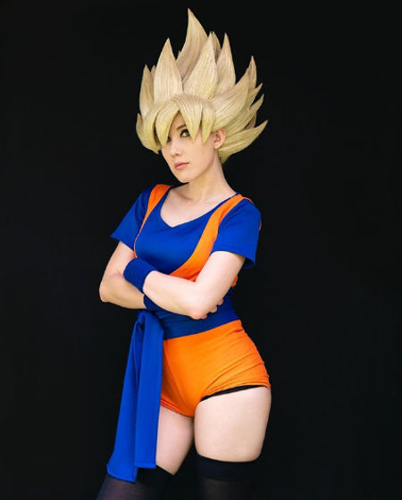 Dragon Ball Z: Goku cambia de sexo y su cabello se ve genial