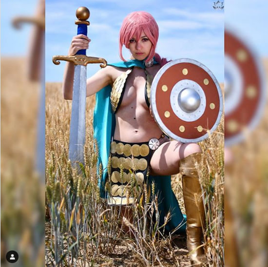 One Piece: Rebecca consigue un buen cosplay