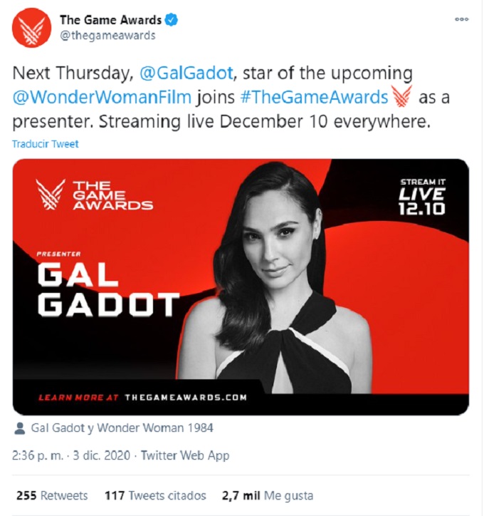 Gal Gadot en Game Awards con Brie Larson