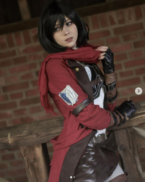 Prepárate para el final de Shingeki no Kyojin con este cosplay de Mikasa