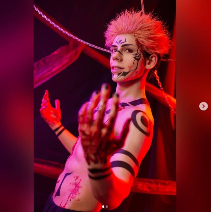 Sukuna Jujutsu Kaisen Cosplay.